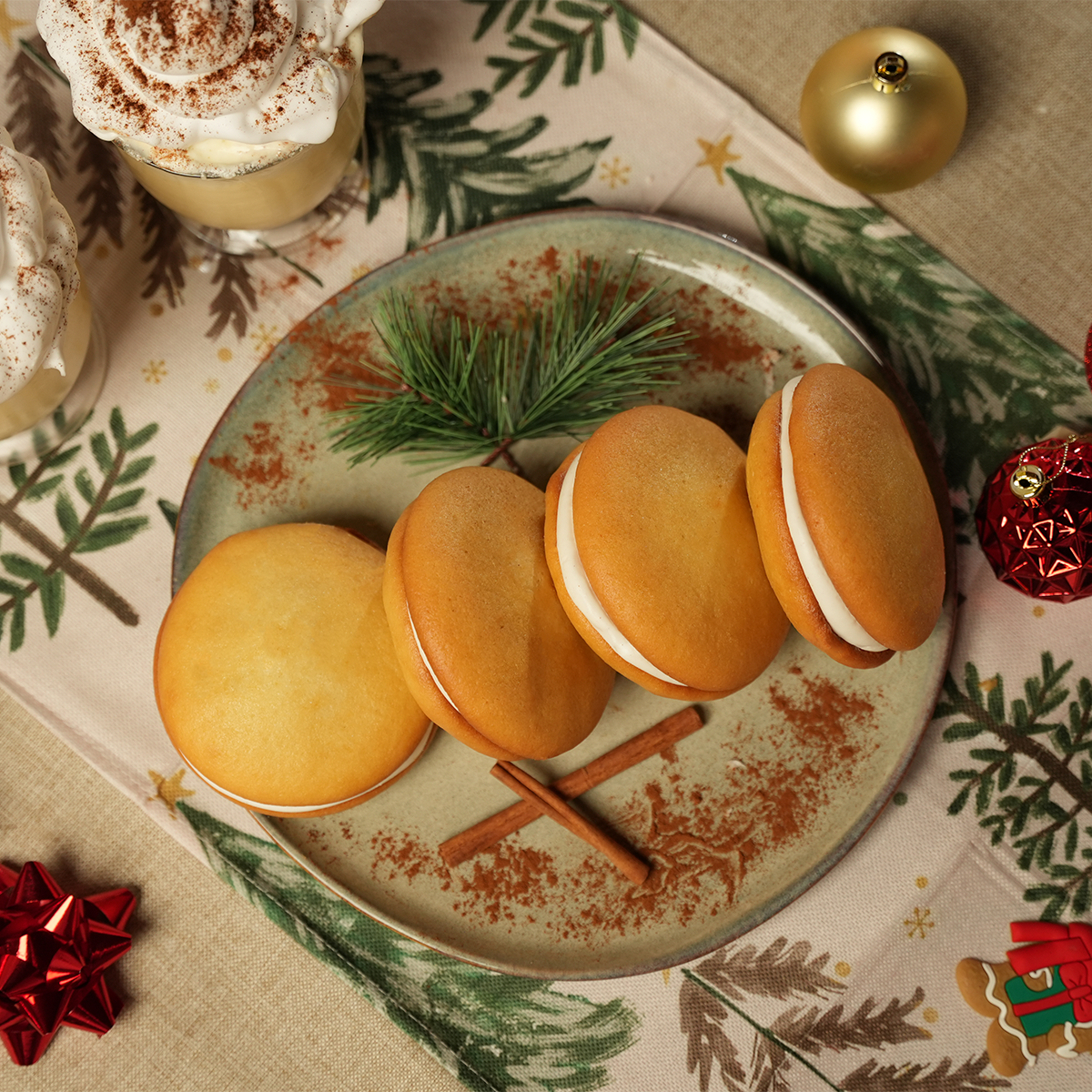 Egg Nog Flavored Whoopie Pie 4-Pack